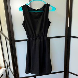 Scalloped Open Back black dress